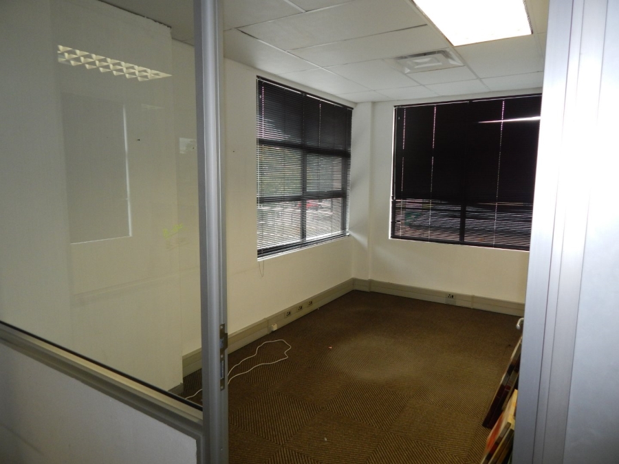 To Let commercial Property for Rent in Newton Park Eastern Cape